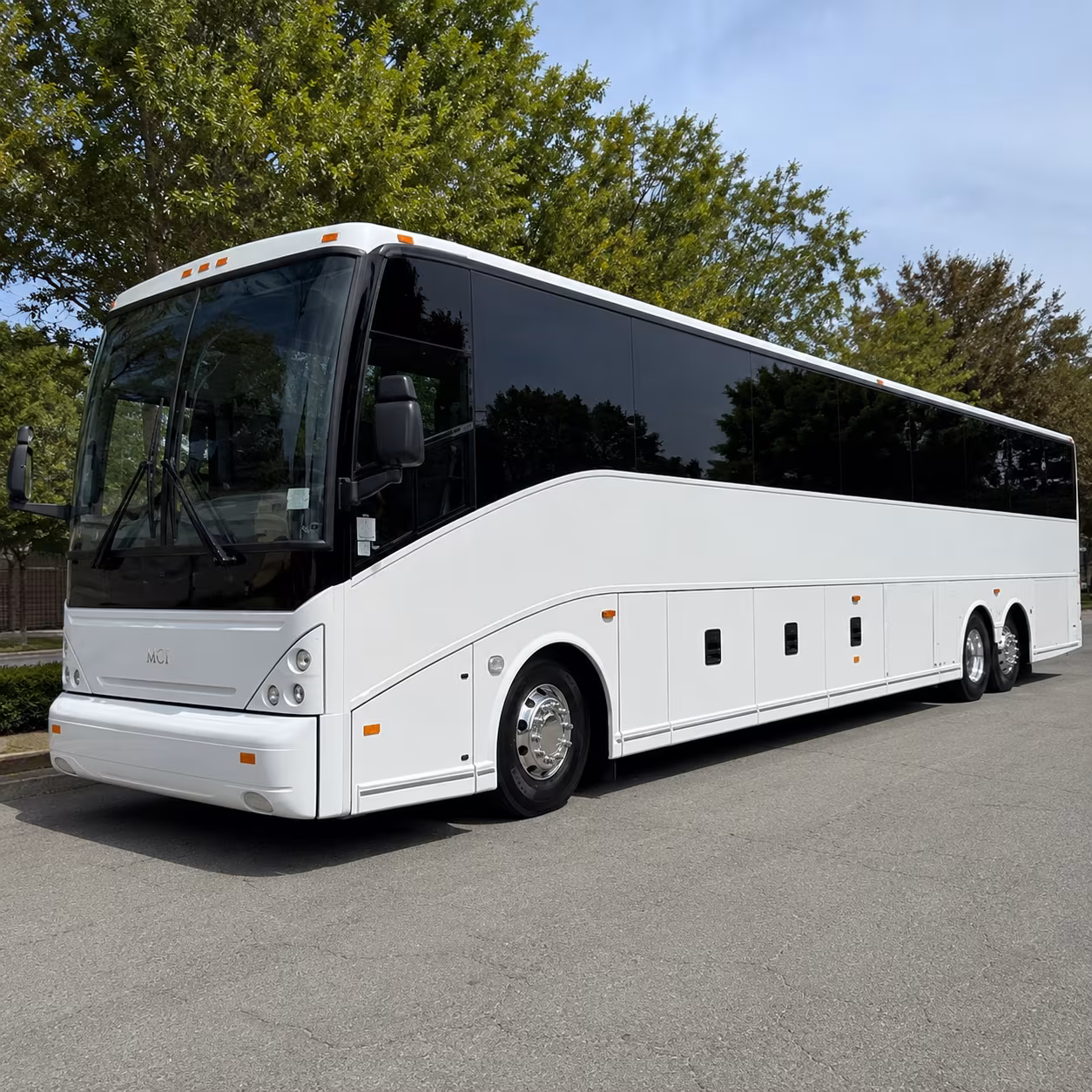shuttle buses to charlotte douglas international airport clt and raleigh durham international airport rdu